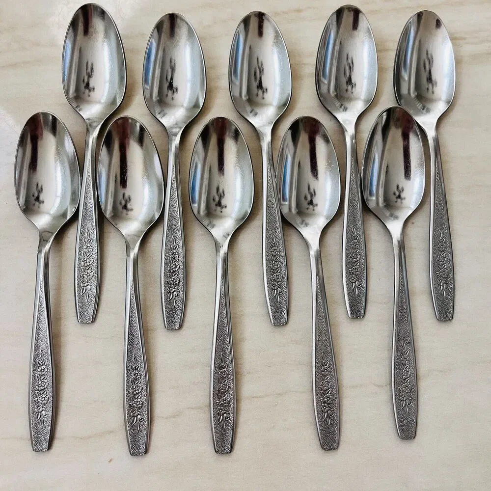 Oneida Spring Ballad Stainless Flatware Set of 35pc